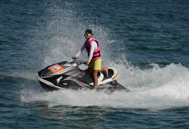 kalpitiya kite surfing